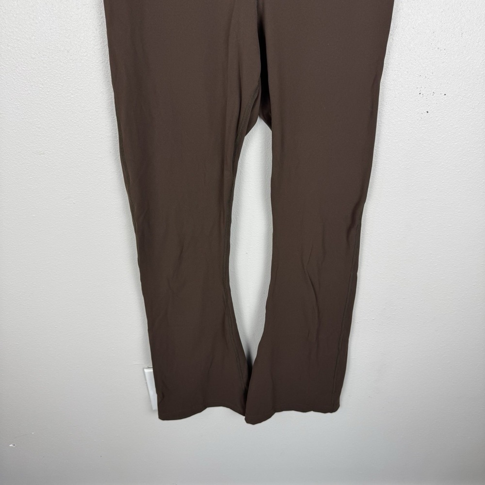 Tuckernuck Pants High Rise Compression Millie Yoga Size S Brown Flare Leggings - Picture 3 of 7
